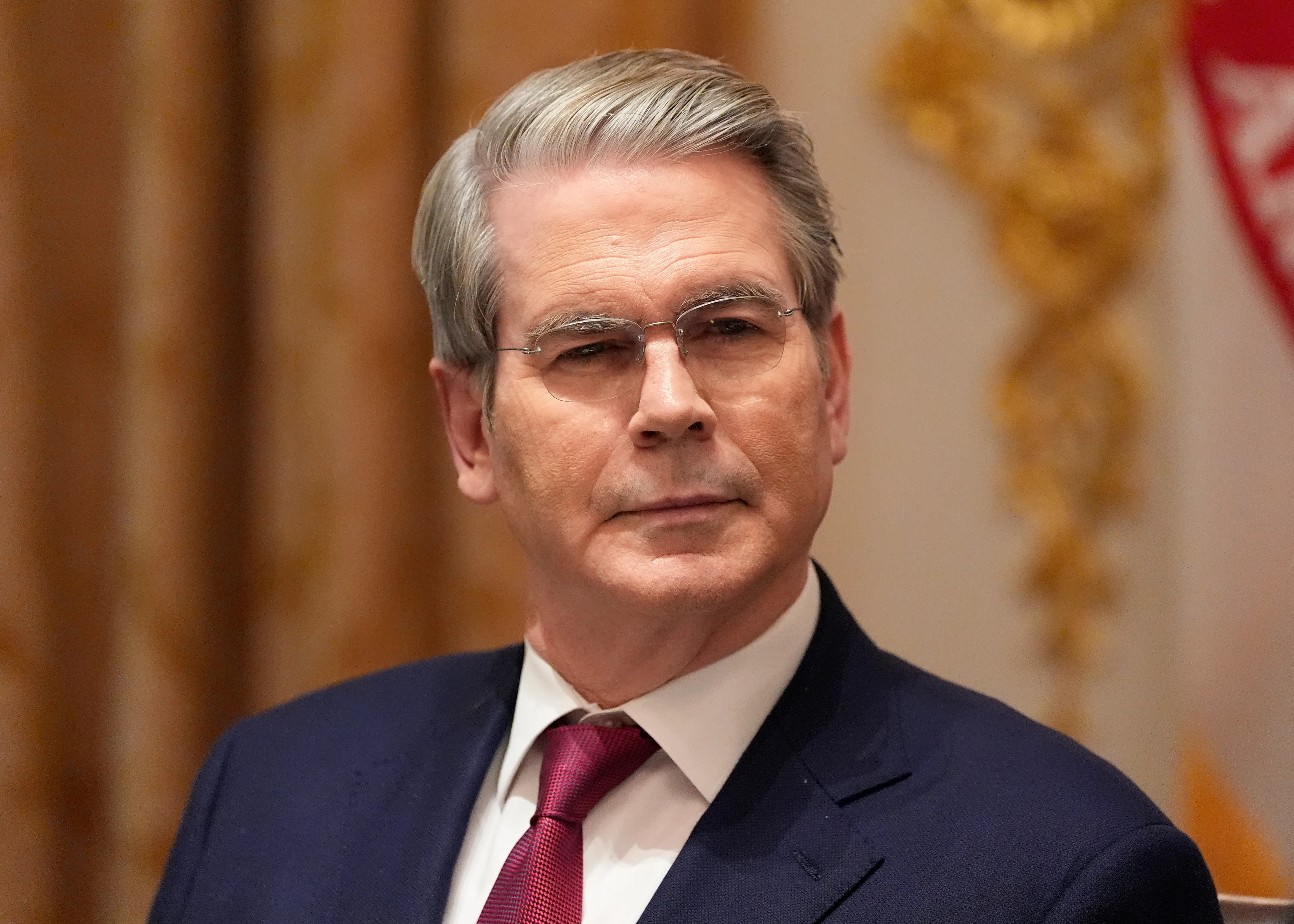 246天天免费资料百度大全_贝森特在司法部调查鲍威尔期间澄清了美联储的监管